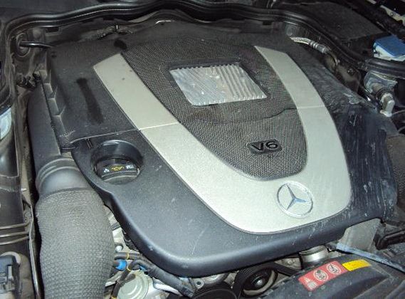  Mercedes Benz 272.922 :  1